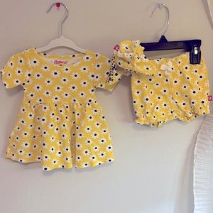 Zutano yellow daisy 6m organic cotton ruffle shorts, t shirt dress & booties set